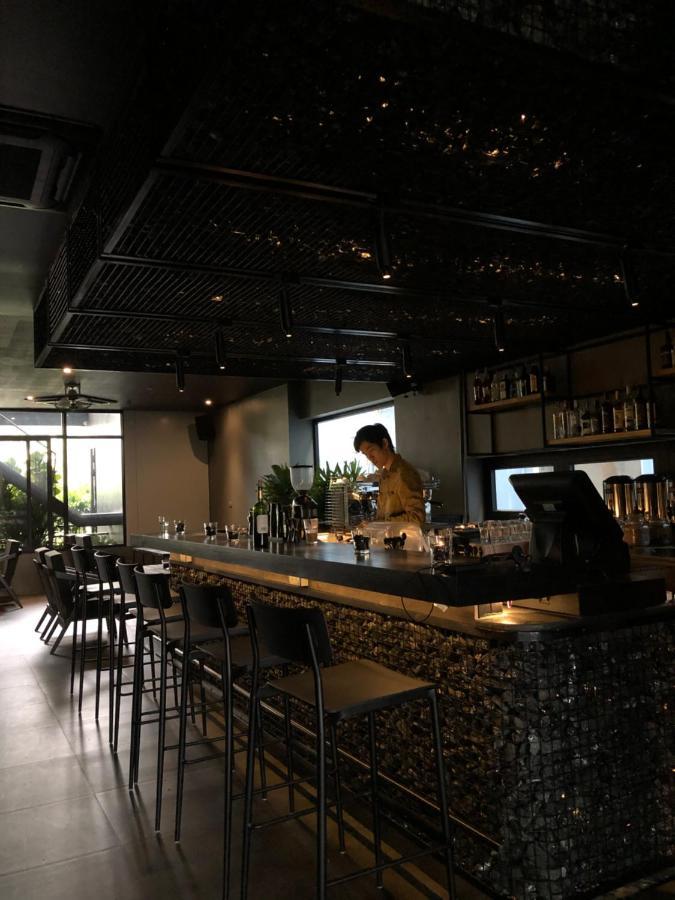 Luffy Hotel Uong Bi Exterior photo