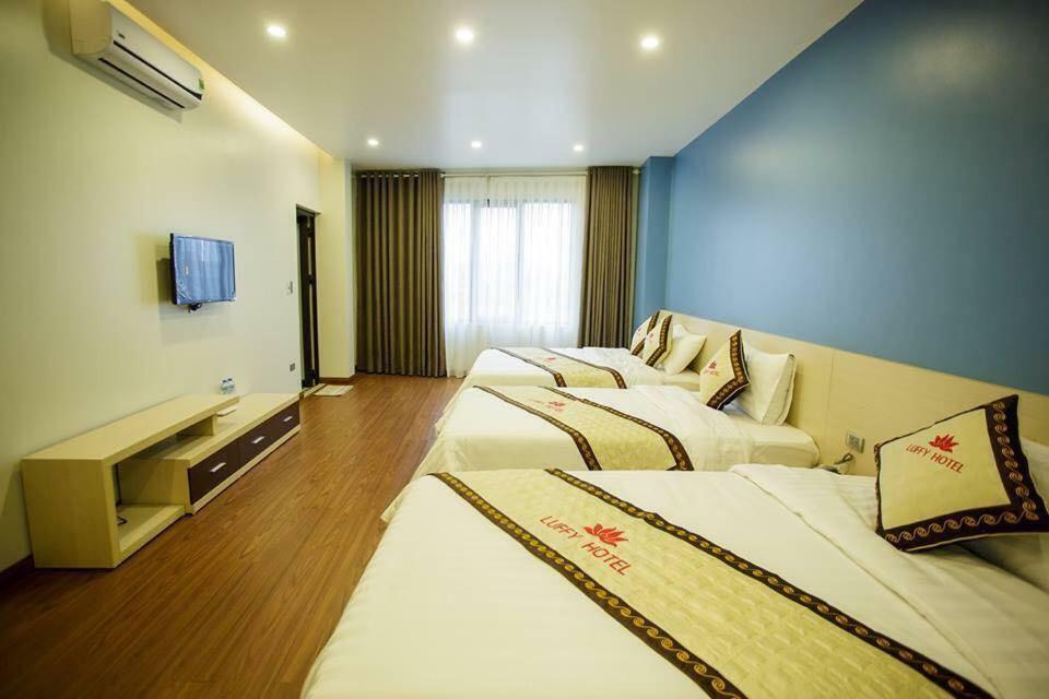 Luffy Hotel Uong Bi Exterior photo