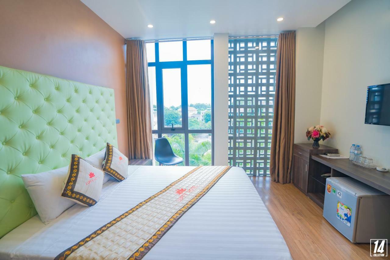 Luffy Hotel Uong Bi Exterior photo